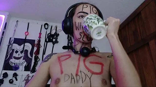 Eloise-brown online show from 01.08.25