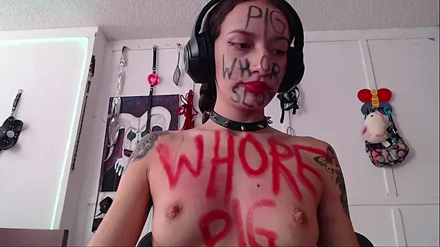 Eloise-brown online show from 01.14.25