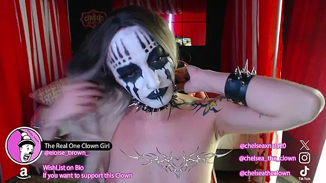 Snapshot of Eloise-brown chatting on 04.18.26 Eloise-brown online show from 04.18.26