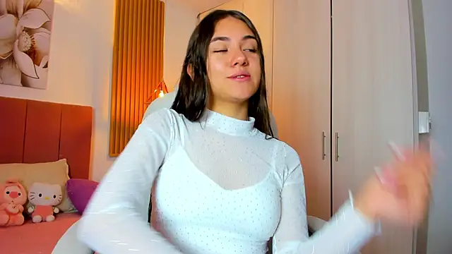 mia nevaeh online show from 12.28.24