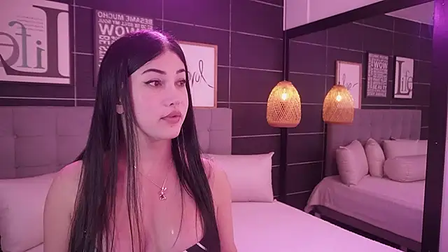 Bella TS  online show from 04.01.26