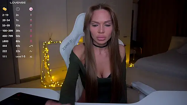 Snapshot of Evelinka chatting on 01.16.26 Evelinka online show from 01.16.26