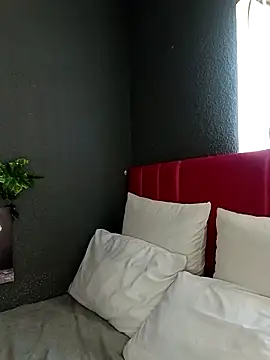 Snapshot of Miss_Moriah chatting on 11.20.25 Miss Moriah online show from 11.20.25