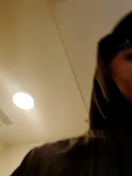 Snapshot of gabelove369 chatting on 12.16.24 gabelove369 online show from 12.16.24