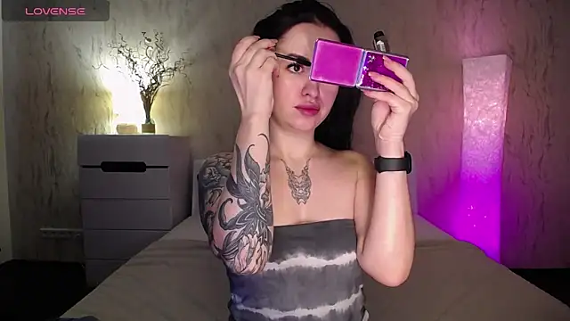 VioletCatt online show from 03.12.25