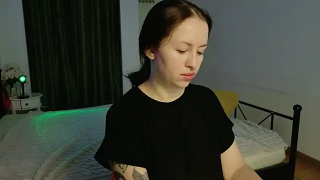 Snapshot of VioletCatt chatting on 06.09.26 VioletCatt online show from 06.09.26