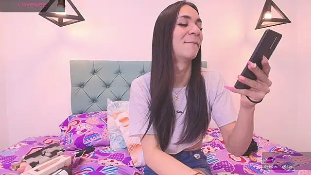 Mia thompson 19 online show from 02.25.25