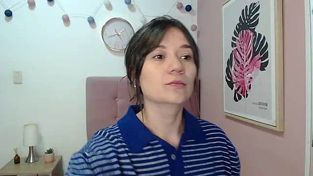Snapshot of lanna_1878 chatting on 09.11.25 lanna 1878 online show from 09.11.25