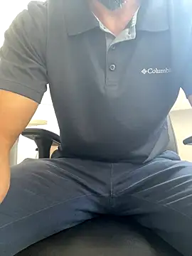 Snapshot of hotisraeli chatting on 09.28.25 hotisraeli online show from 09.28.25