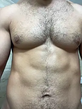 Snapshot of hotisraeli chatting on 10.04.25 hotisraeli online show from 10.04.25