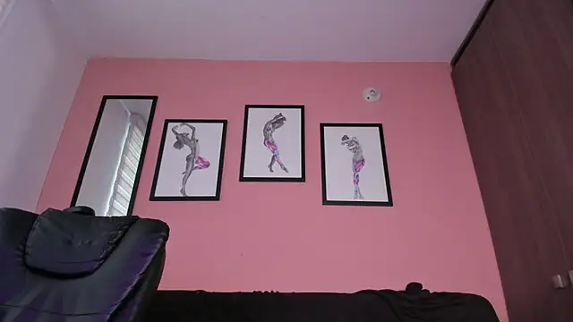 Snapshot of SensualJane2 chatting on 02.08.25 SensualJane2 online show from 02.08.25
