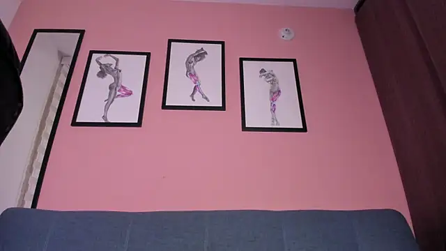 Snapshot of SensualJane2 chatting on 03.22.25 SensualJane2 online show from 03.22.25