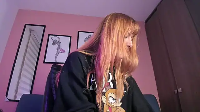 Snapshot of SensualJane2 chatting on 03.23.25 SensualJane2 online show from 03.23.25