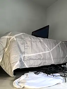 samanthakiss192 online show from 02.22.25