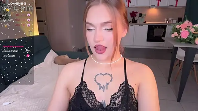 CarolineLovers online show from 02.01.25