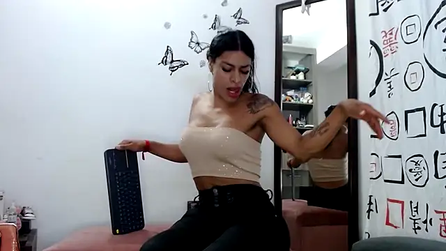 golositha29 online show from 10.18.25