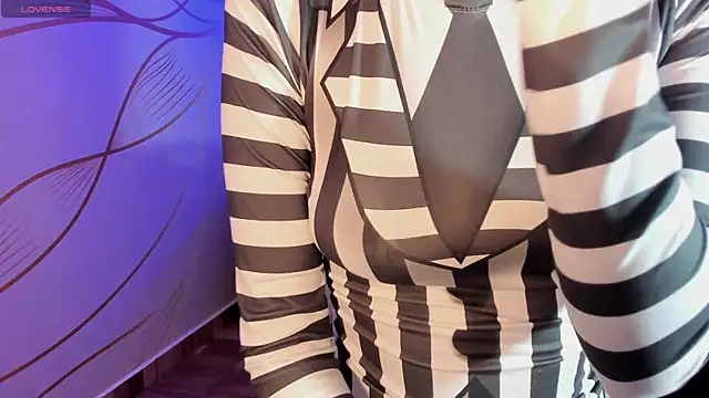 IamNayuta online show from 01.27.25