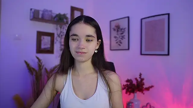 Gia Paige18 online show from 11.30.25