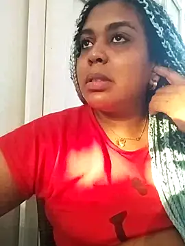 ELLA KELLY online show from 03.05.25