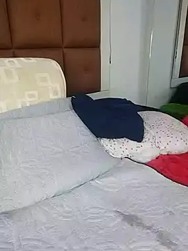 ELLA KELLY online show from 03.12.25