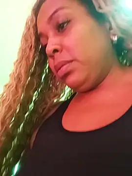 ELLA KELLY online show from 09.17.25