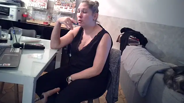 Chatonne69 online show from 12.24.24