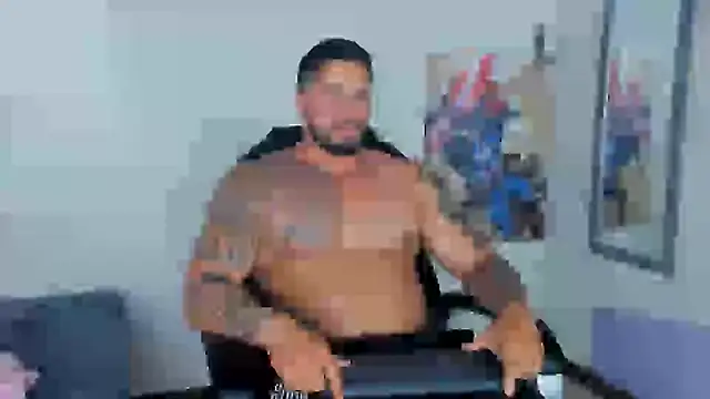 Snapshot of Cristian_Walker chatting on 01.20.25 Cristian Walker online show from 01.20.25