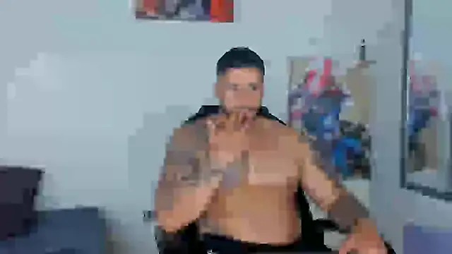 Snapshot of Cristian_Walker chatting on 01.22.25 Cristian Walker online show from 01.22.25