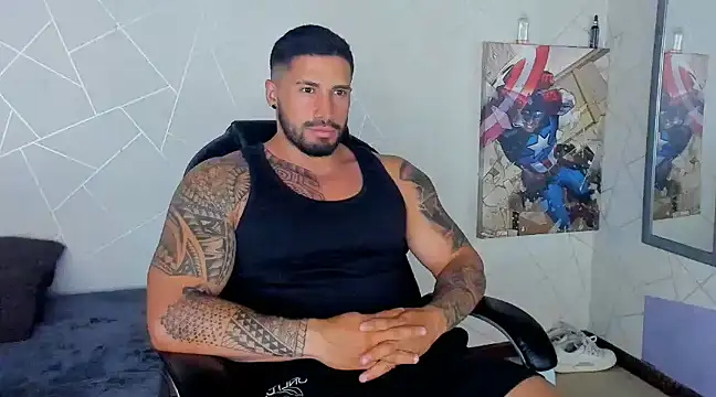 Snapshot of Cristian_Walker chatting on 01.22.25 Cristian Walker online show from 01.22.25