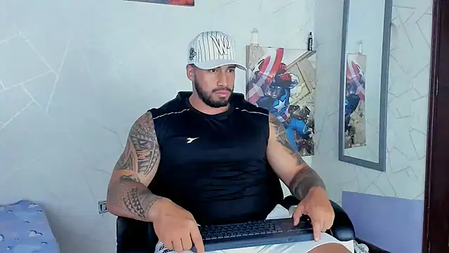 Snapshot of Cristian_Walker chatting on 02.09.25 Cristian Walker online show from 02.09.25