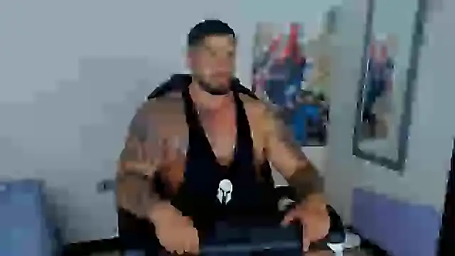 Snapshot of Cristian_Walker chatting on 02.19.25 Cristian Walker online show from 02.19.25