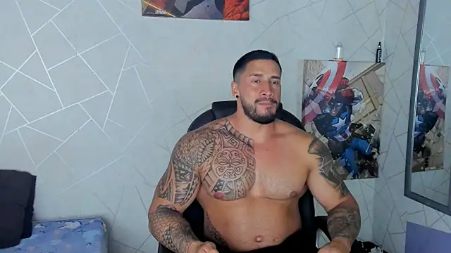 Snapshot of Cristian_Walker chatting on 02.20.25 Cristian Walker online show from 02.20.25