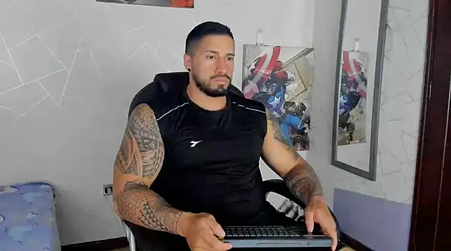 Snapshot of Cristian_Walker chatting on 03.03.25 Cristian Walker online show from 03.03.25