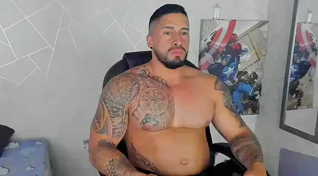 Snapshot of Cristian_Walker chatting on 03.05.25 Cristian Walker online show from 03.05.25