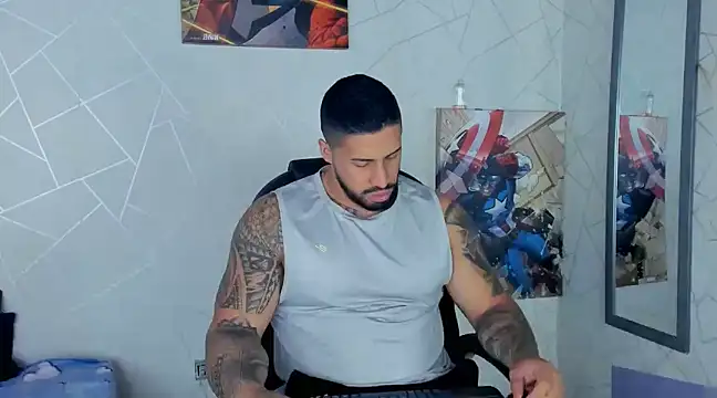 Snapshot of Cristian_Walker chatting on 03.10.25 Cristian Walker online show from 03.10.25