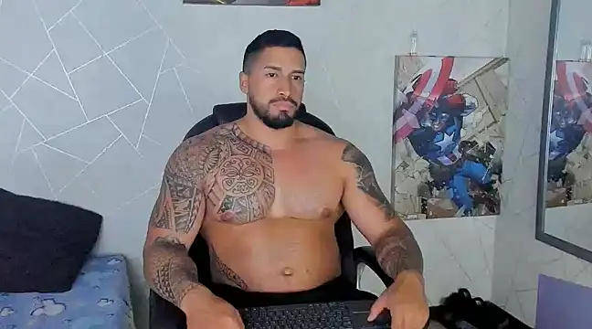 Snapshot of Cristian_Walker chatting on 03.11.25 Cristian Walker online show from 03.11.25