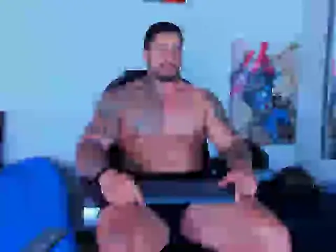Snapshot of Cristian_Walker chatting on 09.15.25 Cristian Walker online show from 09.15.25