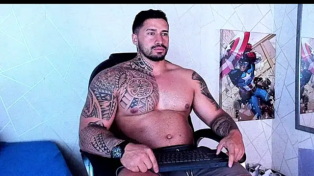 Snapshot of Cristian_Walker chatting on 09.23.25 Cristian Walker online show from 09.23.25