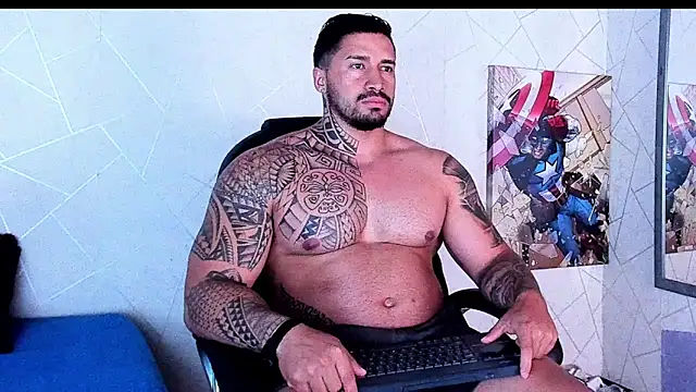 Snapshot of Cristian_Walker chatting on 09.24.25 Cristian Walker online show from 09.24.25