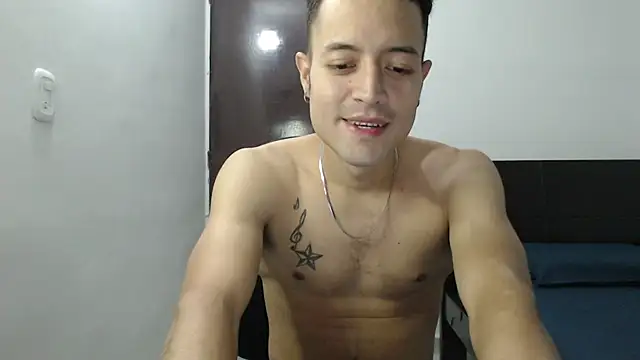 dimitriquiet05 online show from 12.21.24