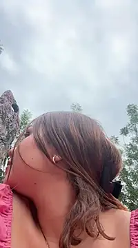 lalilamassu1 online show from 02.10.25