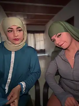 lalilamassu1 online show from 09.30.25