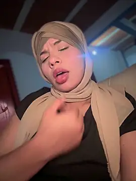 lalilamassu1 online show from 02.02.26