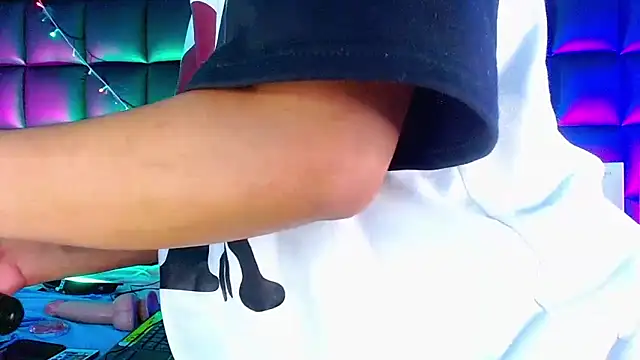 kuromi69 online show from 01.08.25