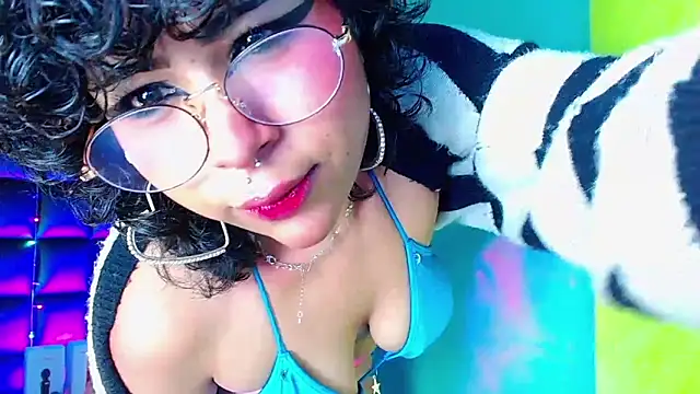 kuromi69 online show from 01.17.25