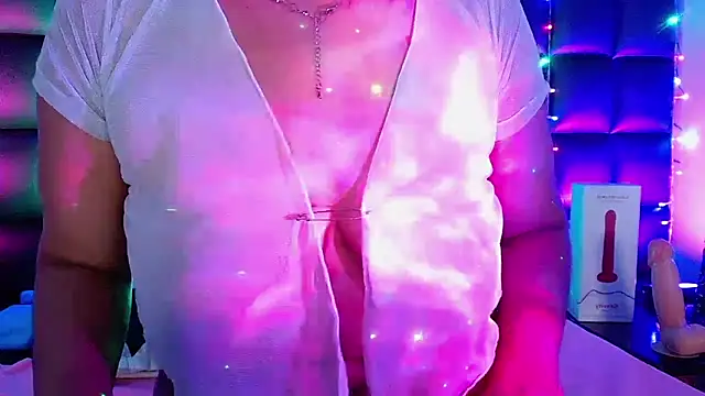 kuromi69 online show from 01.24.25