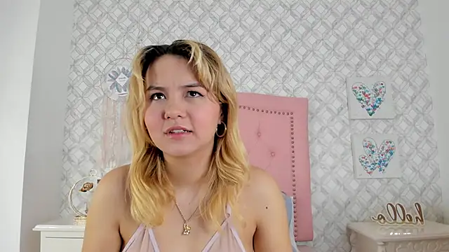 Sara  Williams online show from 02.19.25