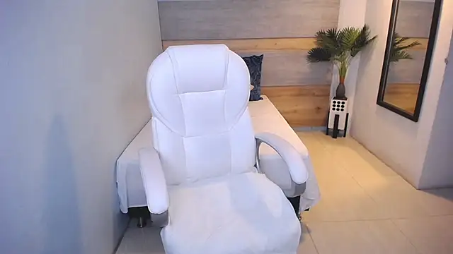 Violetta rainbow online show from 12.13.24