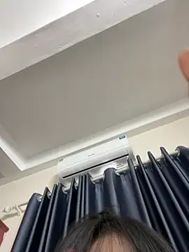 Snapshot of Louis_Baby chatting on 02.08.25 Louis Baby online show from 02.08.25