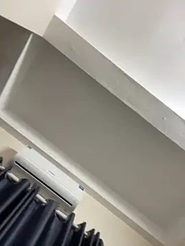 Snapshot of Louis_Baby chatting on 02.24.25 Louis Baby online show from 02.24.25